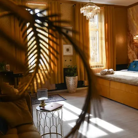 Bursztynowa Komnata Przy Zamkowej 1 W Walbrzychu Appartamento